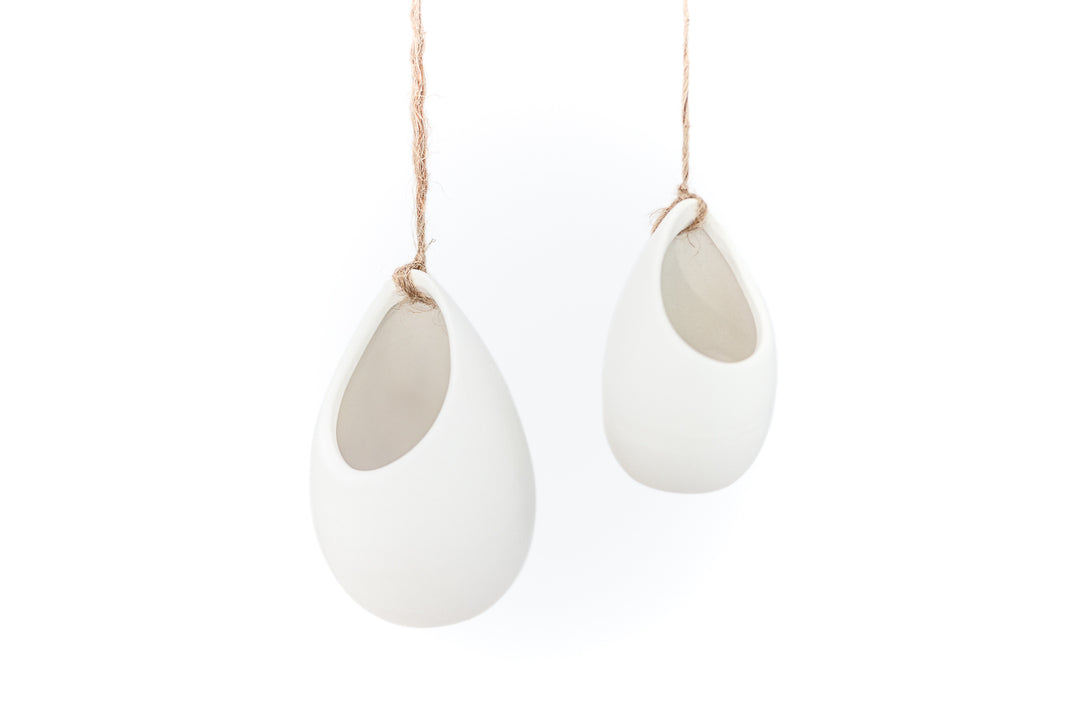 Wholesale - Small Ivory Ceramic Hanging Planter With Flat Bottom